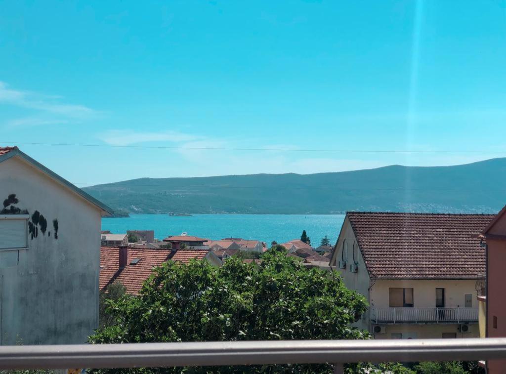 Apartmani Cupara Tivat Luaran gambar